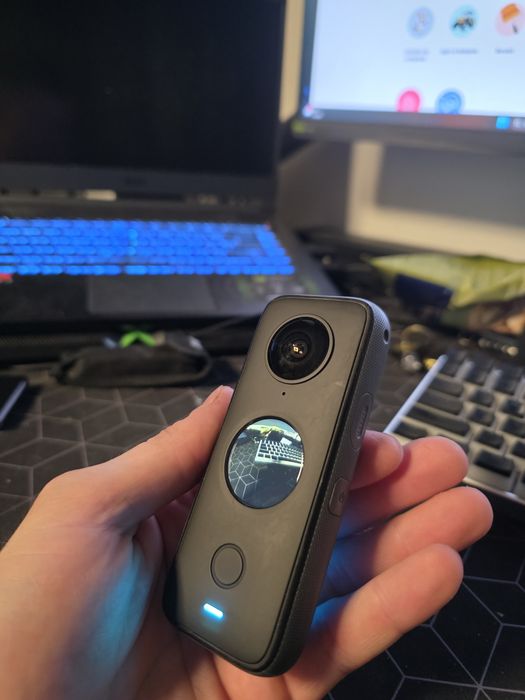 Vand Insta360 ONE X2 / card 32gb / husa silicon