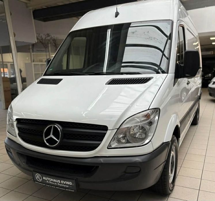 Bot Față Mercedes Sprinter an 2006/2013 
Complet 
Preț bot complet 600