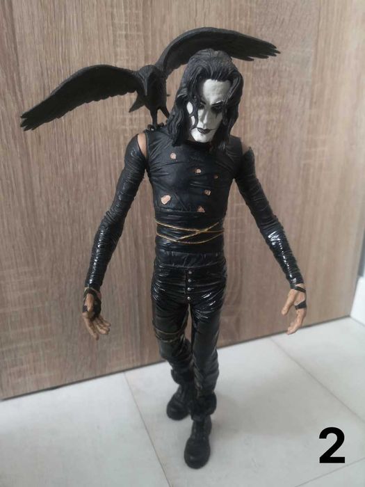 Figurine/jucarii the Crow (Corbul) de la Neca si McFarlane - set 1