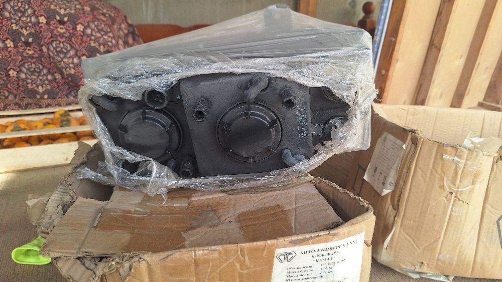 Заводские фары КАМАЗ