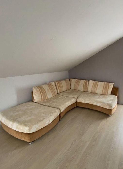 Перетяжка мебели