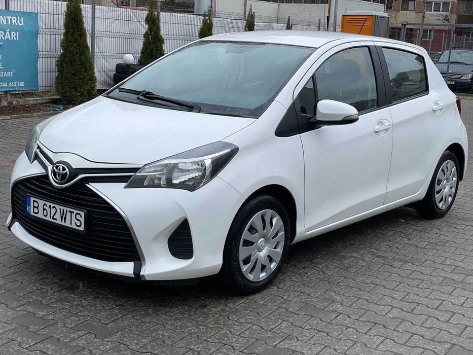 RENT A CAR / Inchiriez TOYOTA YARIS, Bucuresti