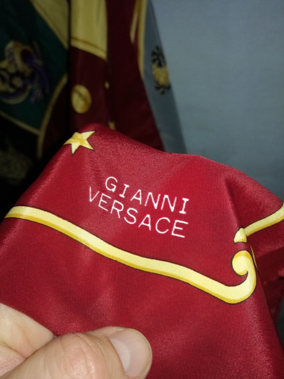 Gianni versace eșarfă din mătase naturala zodiac