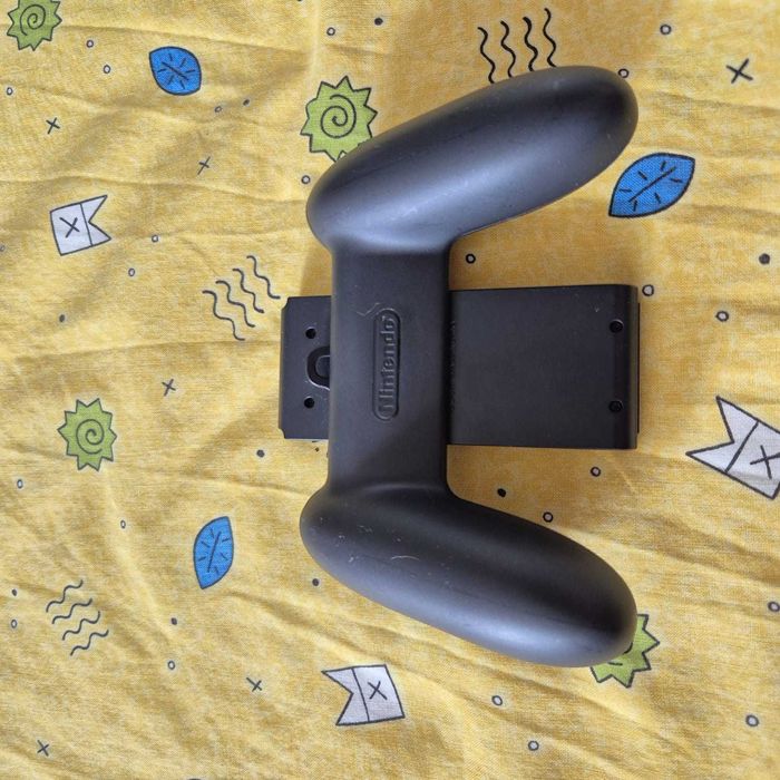 Consola NINTENDO Switch (Joy-Con Neon Red/Blue)