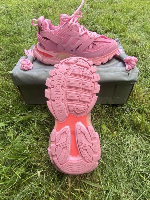 Balenciaga track roz