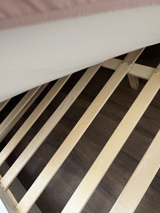 Pat 160x200 inaltime 21 cm