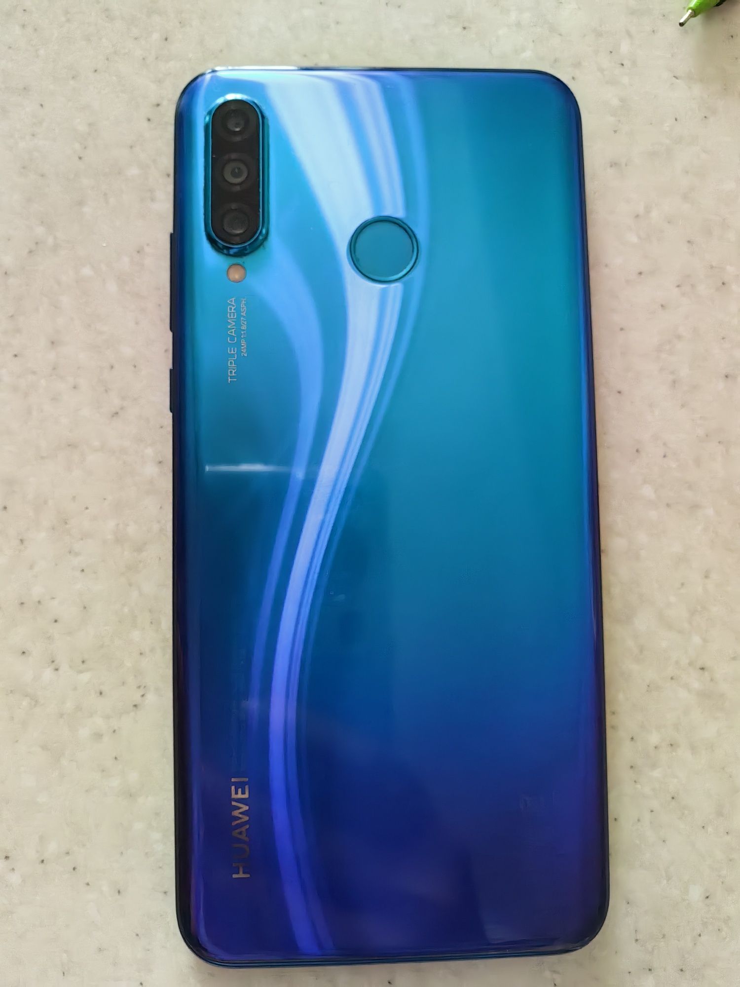 HUAWEI P 30 lite