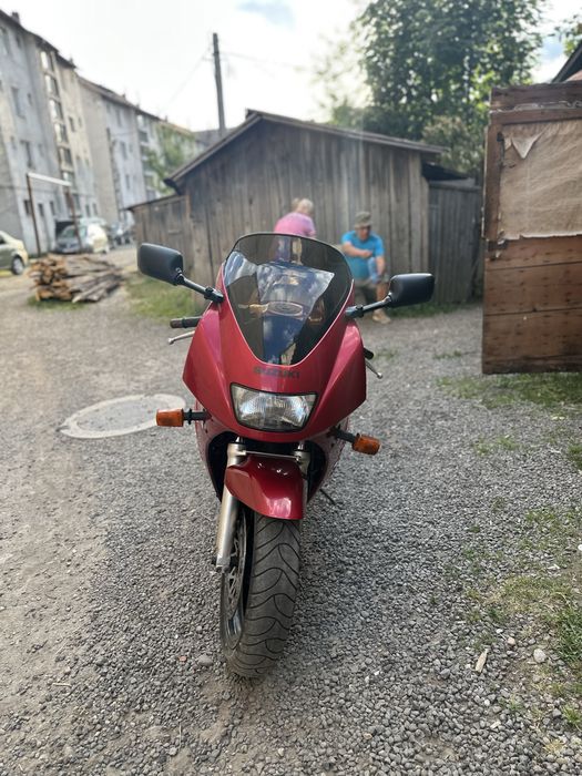 Motocicleta suzuki Rf 900f