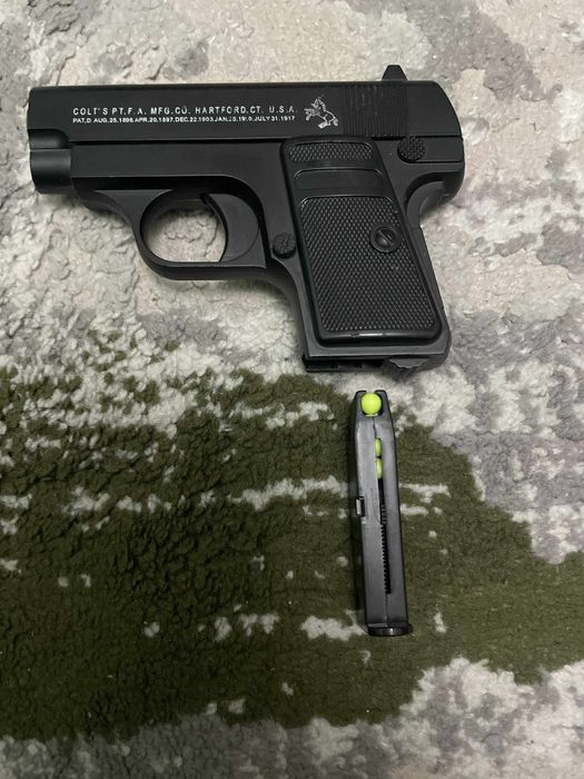 Airsoft Colt C11