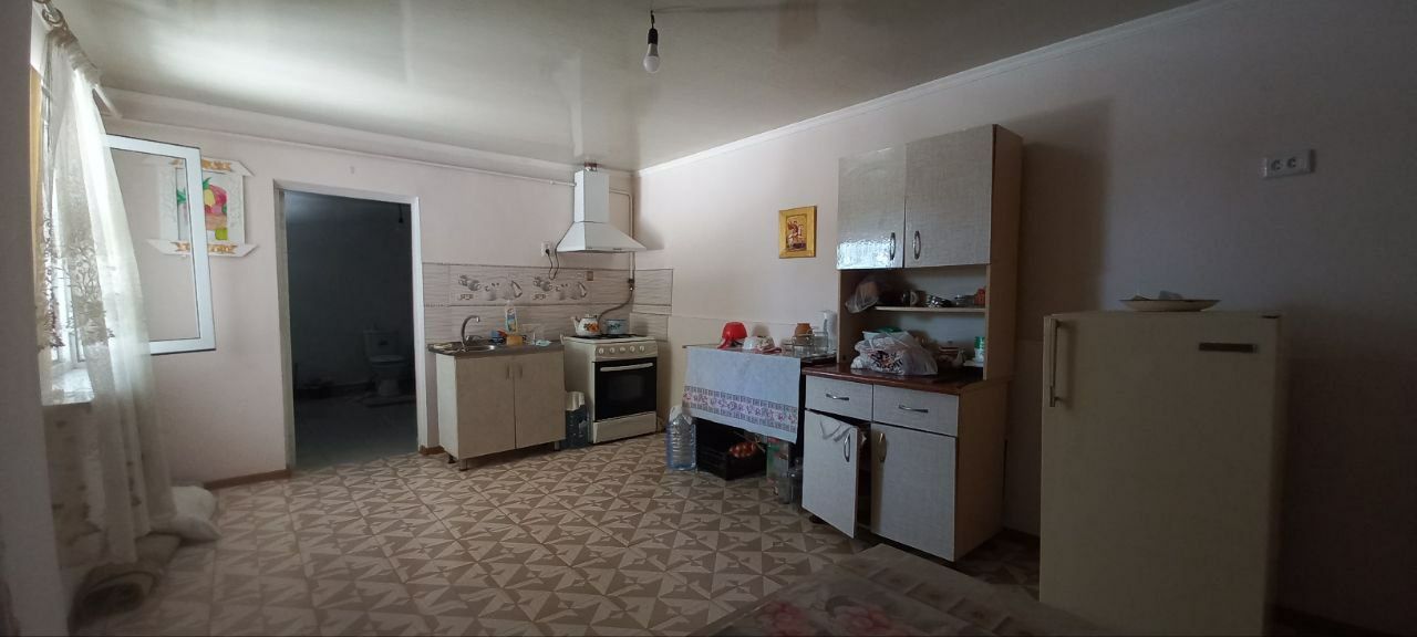 Продам свой дом Уртачирчикский район ,Халкобод махаля , 13,5 сотки