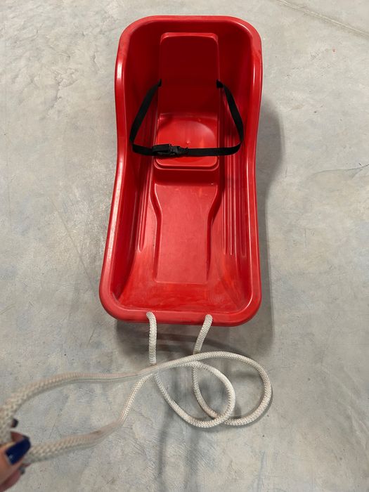 Детска шейна с колан