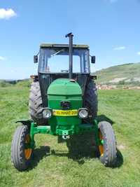 Vând John Deere 2040