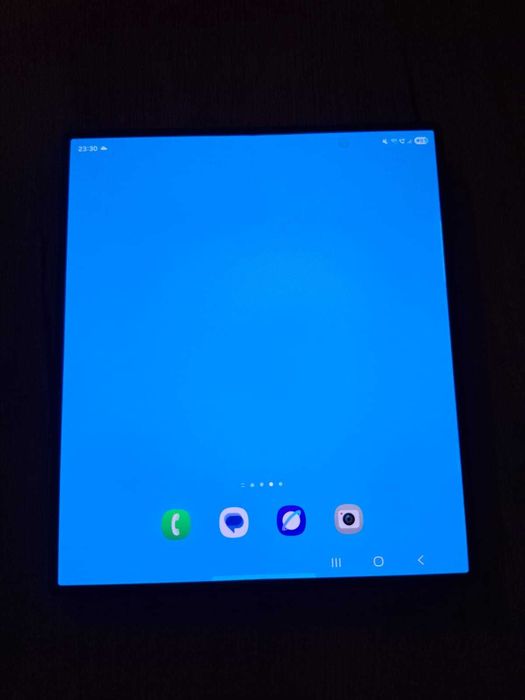 Vand samsung z fold 6 12gb ram 512gb stare foarte buna preț negociabil