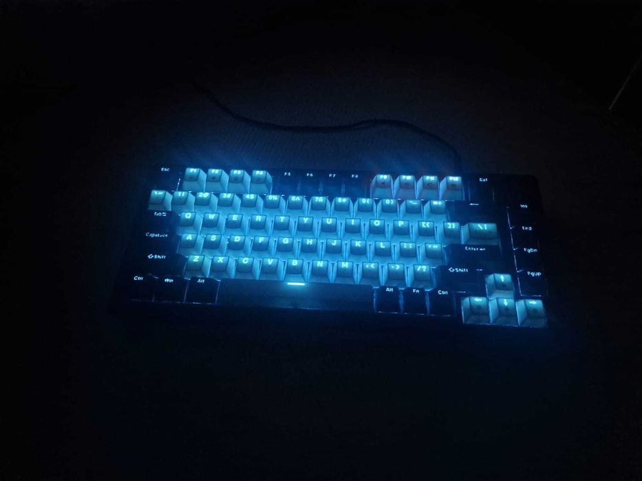 Светеща клавиатура