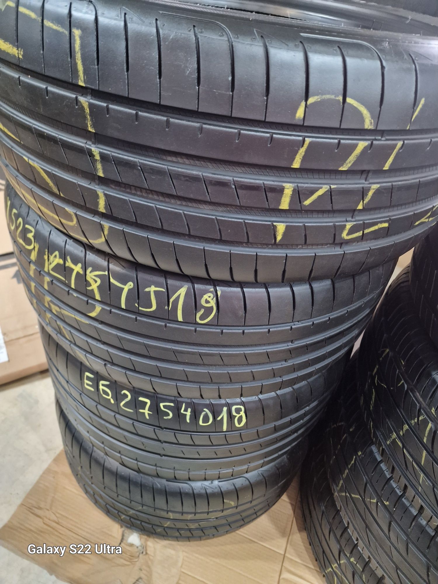 245 45 18 Good Year 275 40 18 Pirelli