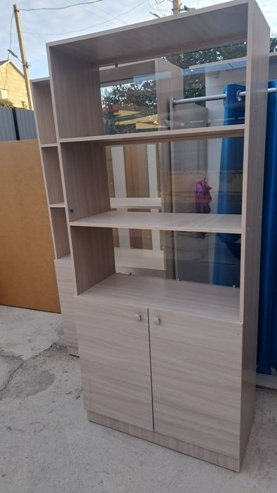 Продам шкаф с подсветкой