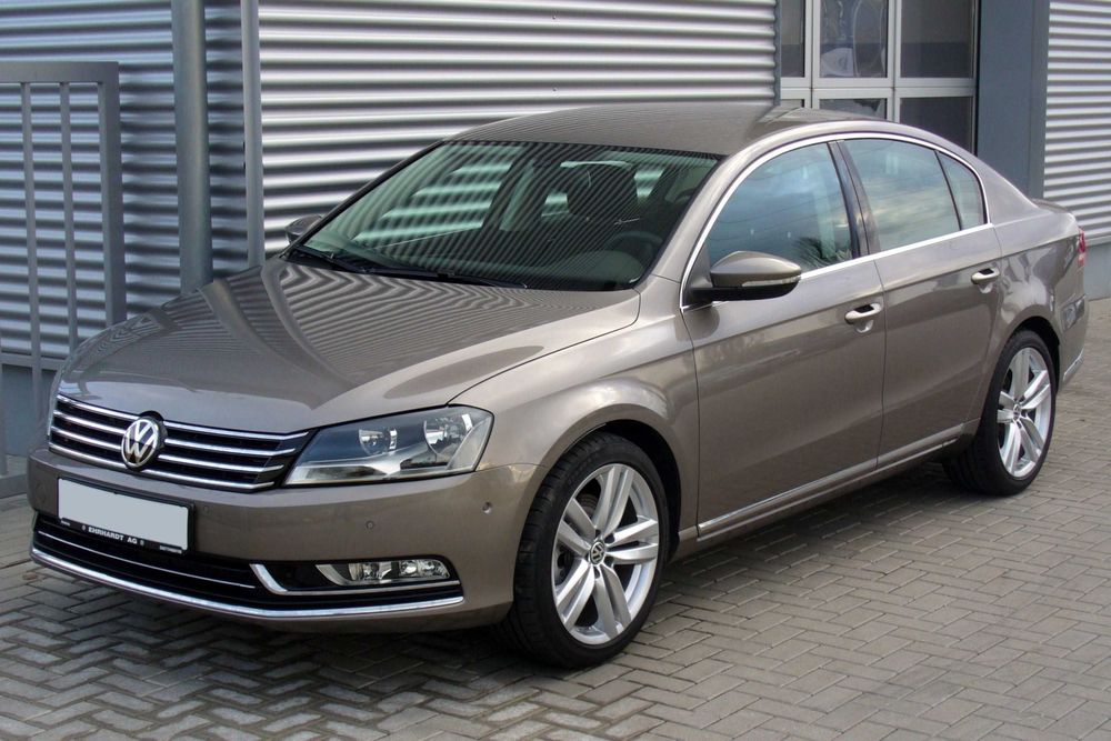 Far stanga/dreapta H7/H7 VW Passat B7