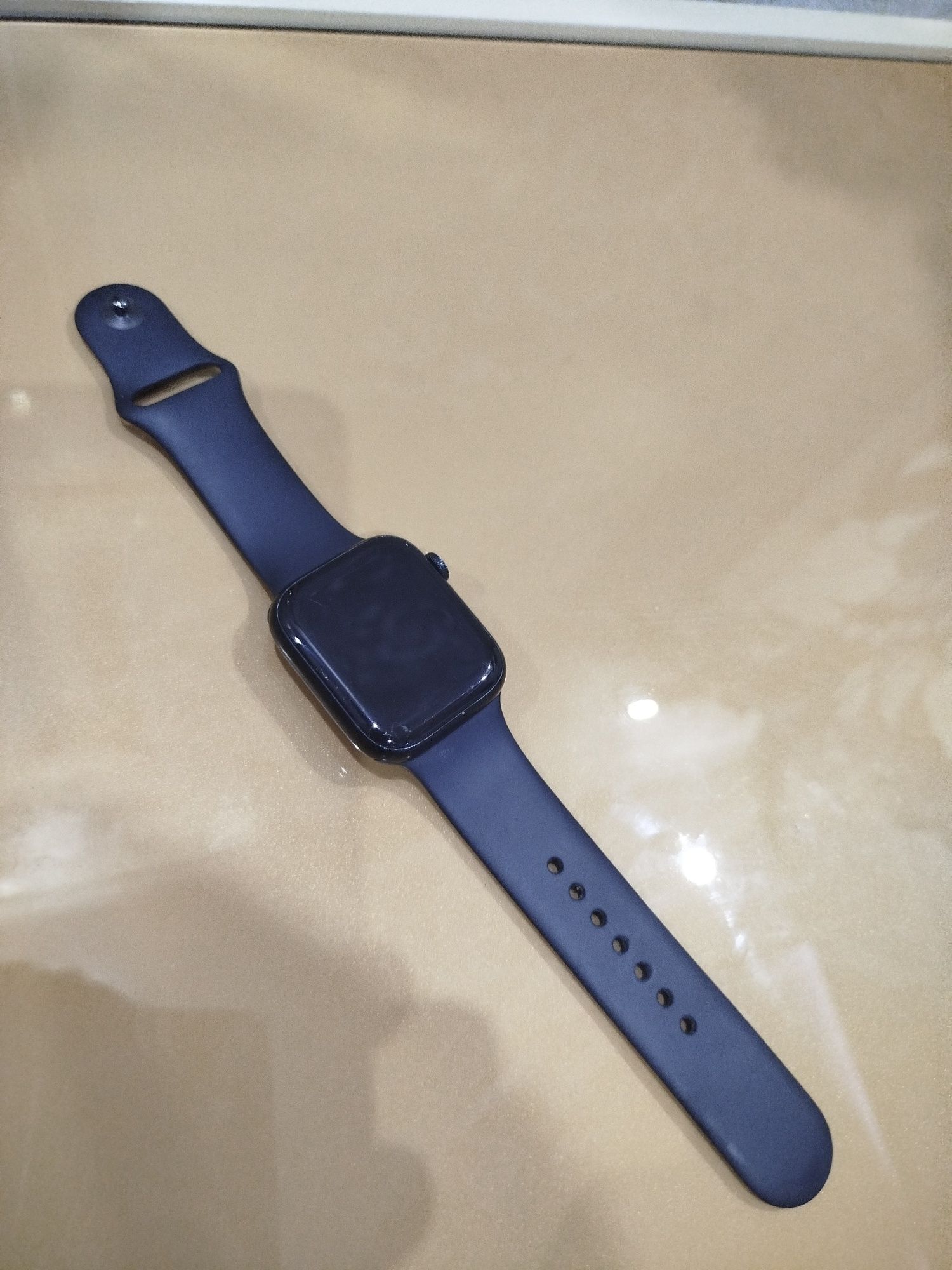 Apple iwatch series 7 45mm Dark blue срочно
