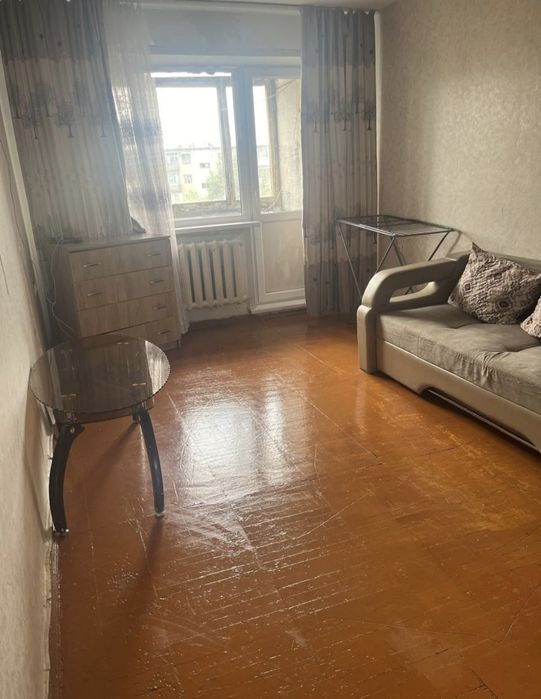 Продам 2 комнатную квартиру район 3