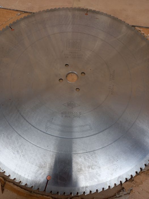 Vand 2 discuri debitat pvc si aluminiu 550x4.4/3.8 x32