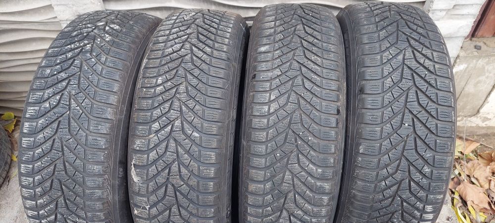 Anvelope Toyota Rav4