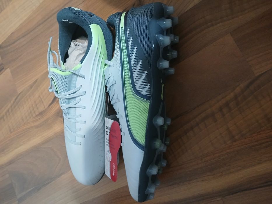 Ghete fotbal PUMA ultimate MG