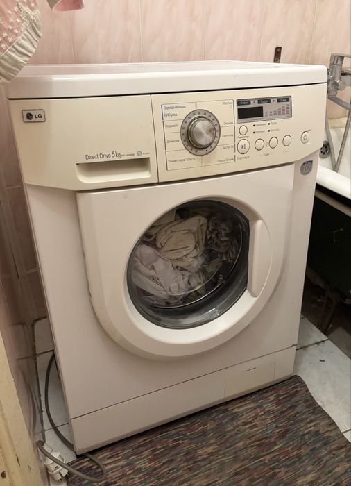 Продам стиральную машину LG