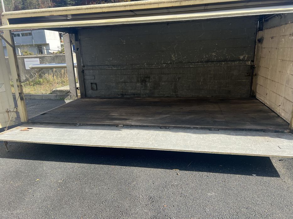 Фургон в добро състояние.