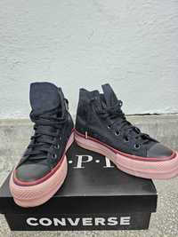 Tenisi Converse OPI, marime 37.5, stare foarte buna, cutie originala.