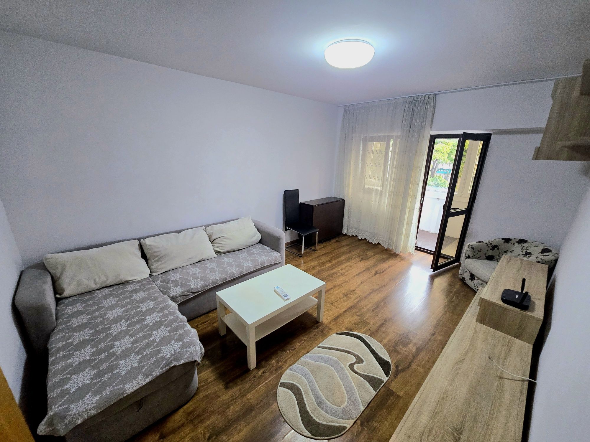 Apartament de închiriat în Pacurari, 3 camere decomandat