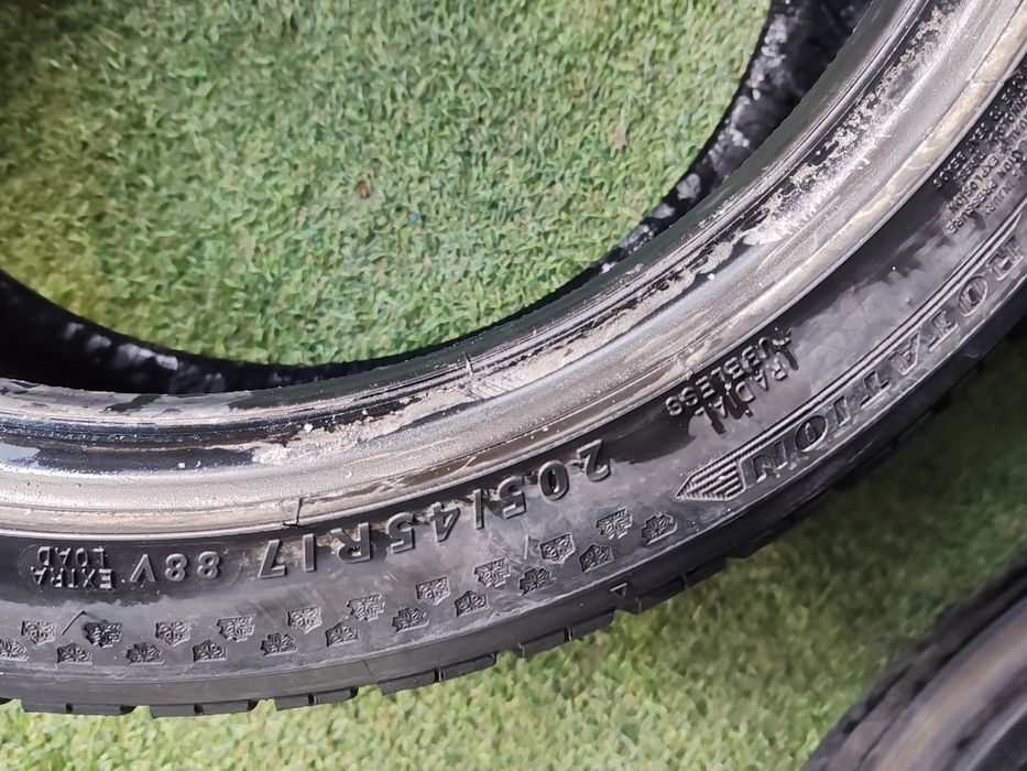 205 45 17 iarna Dunlop