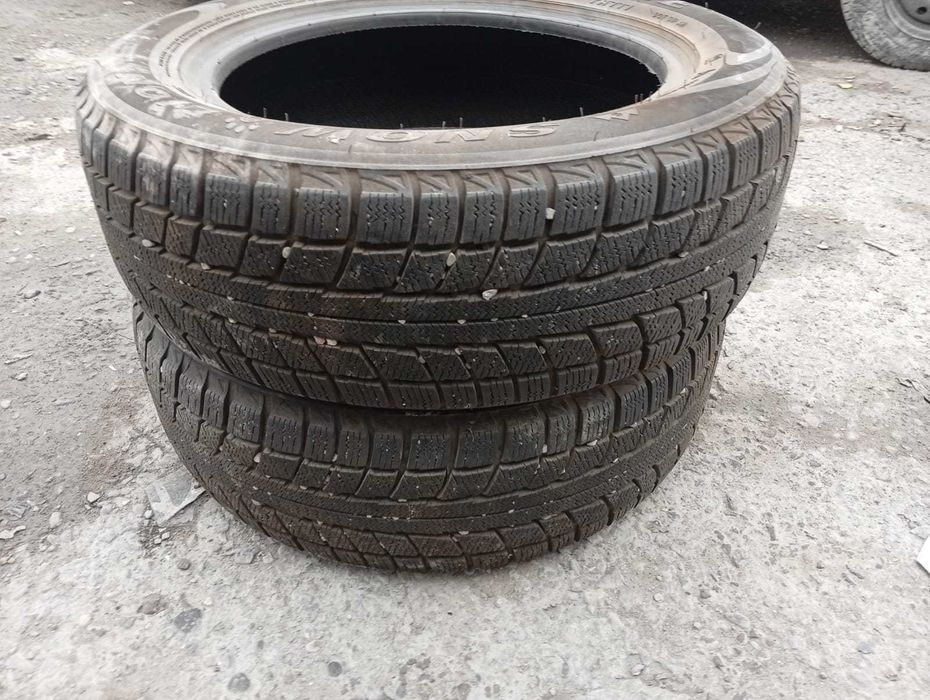 Продам шины зимние в хорошем состоянии