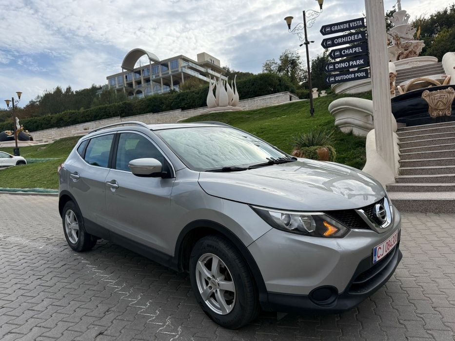 Nissan qashqai 1.2benzina 187000km stare super