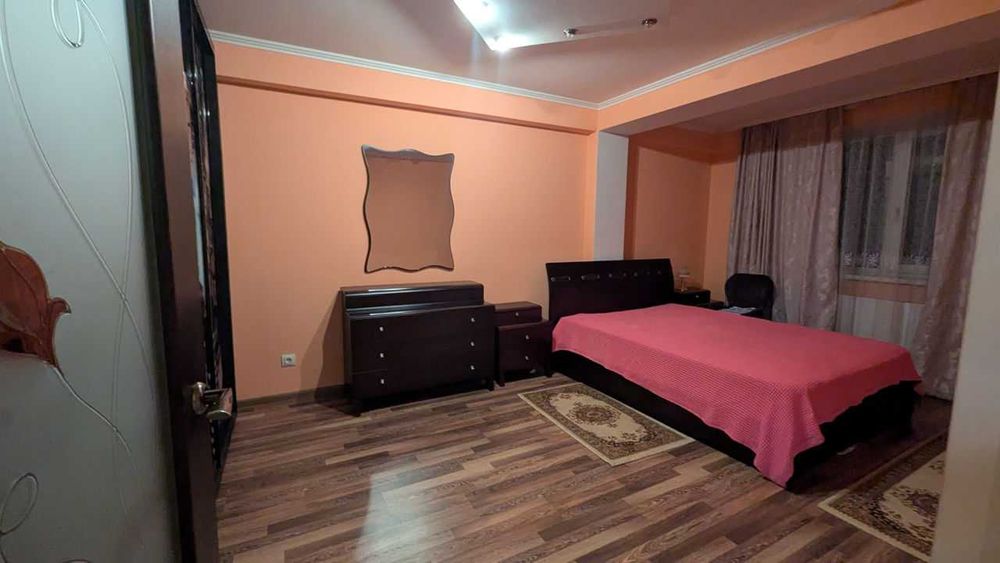 Тристаен имот в Дружба 1