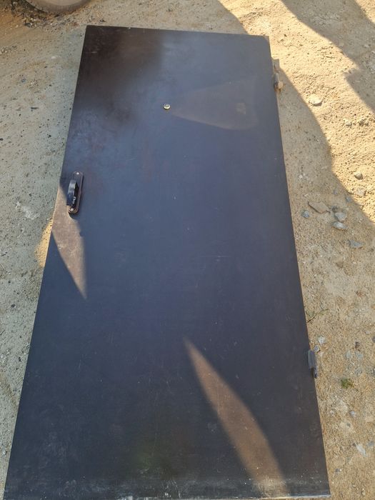 Дверь металлическая