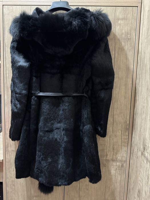 Шуба кроличья чёрная- 46 размер