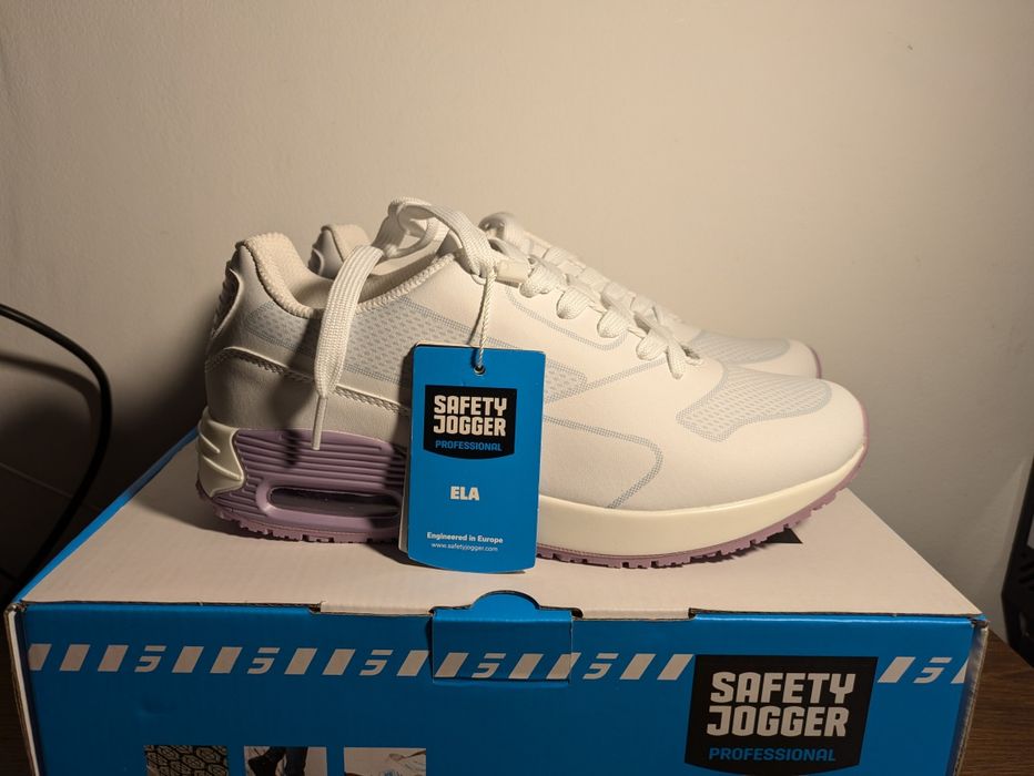 Papuci de damă pentru muncă