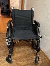 Продам инвалидную коляску