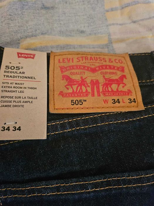 Продам джинсы Levi's 505