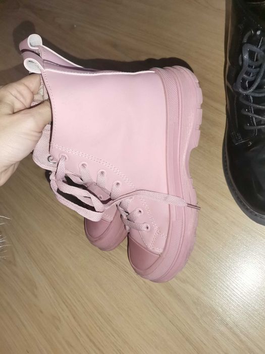 Ботуши по 8 лв 35 н