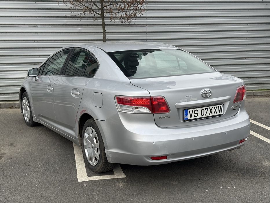 Toyota Avensis 2011 1.6 benzina posibilitate rate