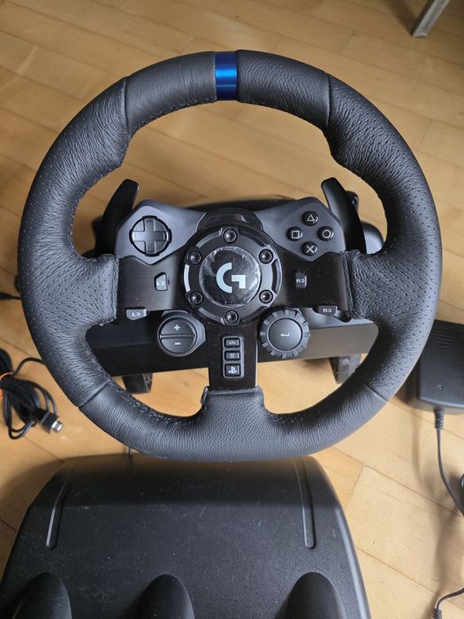 Volan gaming LOGITECH G923 TrueForce PC Playstation 4 Playstation 5