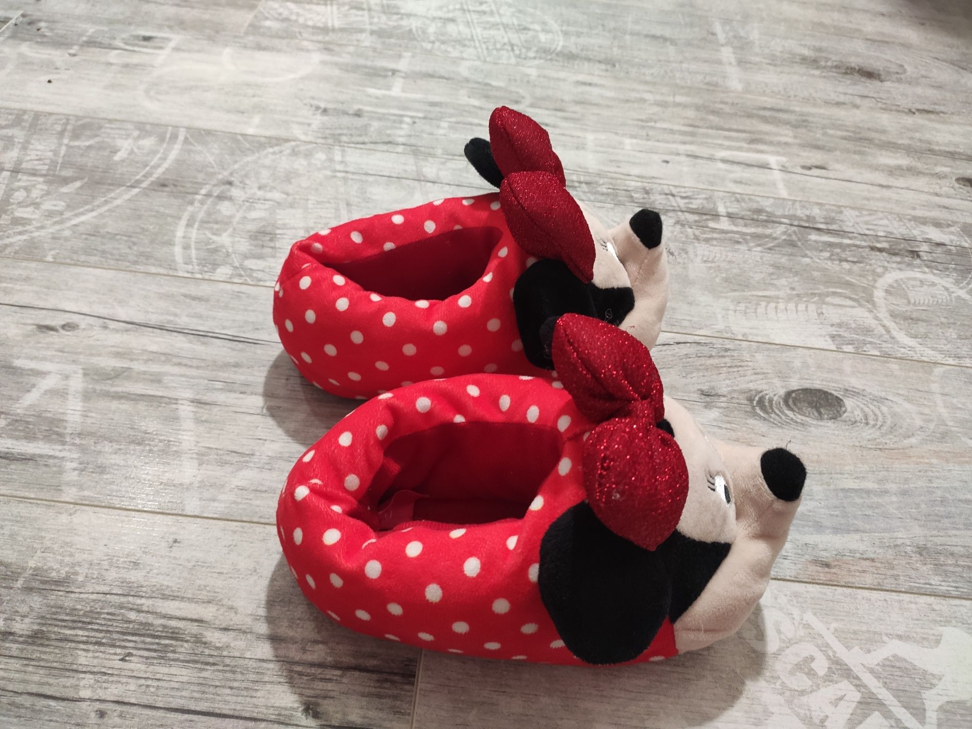 Papuci de casa Minnie nr 27-28