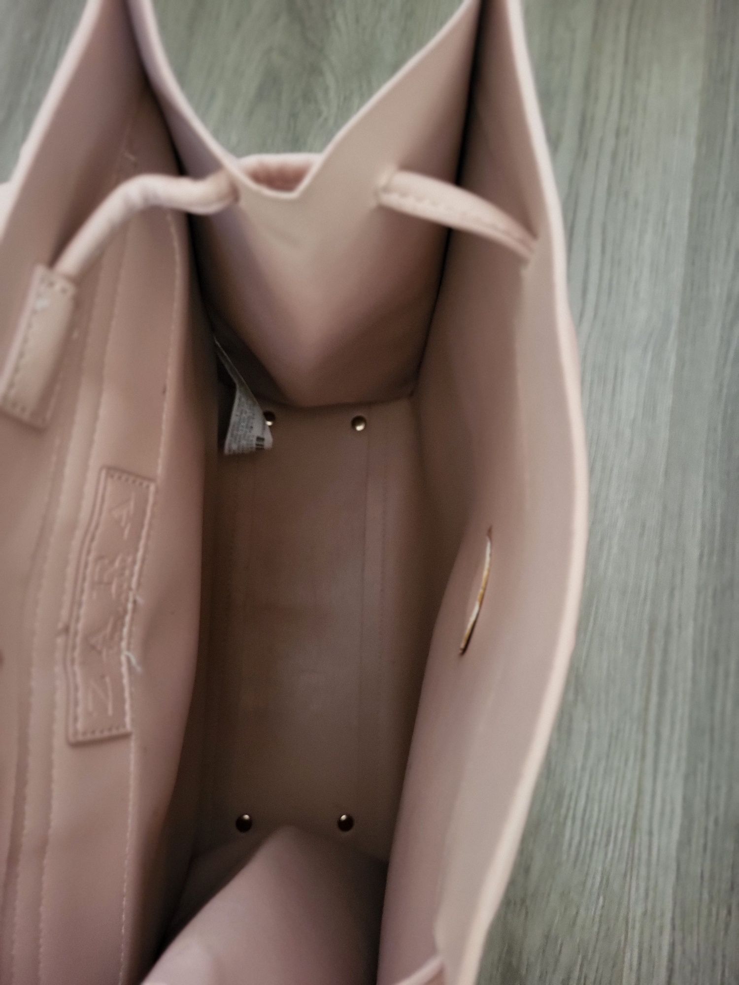 Розова раница zara