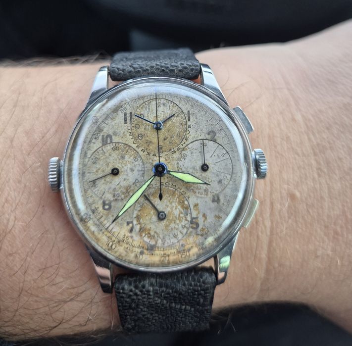 Ceas Universal Geneve Aero Compax