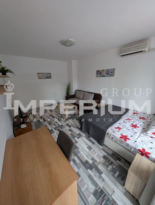 Двустаен обзаведен апартамент под наем в района на Генералите, гр. Ва