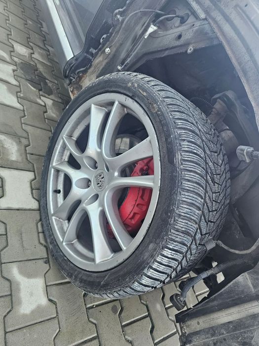 Jante + pneuri HANKOOK Winter i*cept evo 3 M+S 295/35/R21 DOT3021 Porsche Cayenne