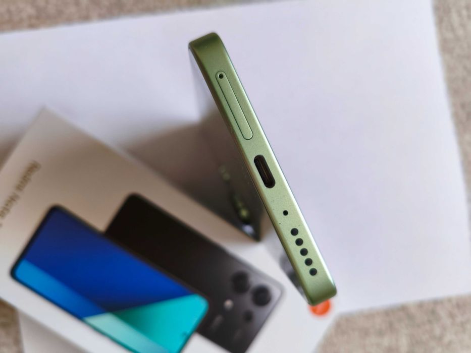 Vând telefon Xiaomi Redmi Note 13 4G