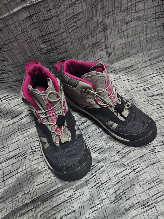 Cizme Quechua mărimea 35