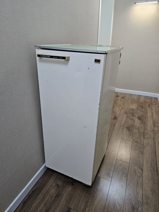 Продается холодильник Саратов